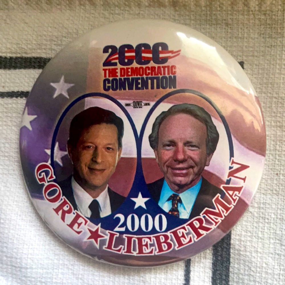 2000 DNC button